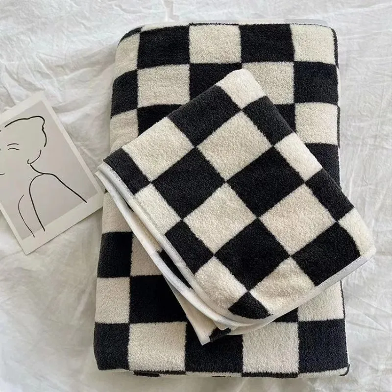 Checkerboard Pattern Bath Towe - Cloth Face Mask Washable avis et prix
